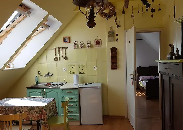 Quarto em Acomodações Particulares Koga Goscinne